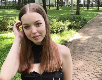 Русский пикапер уговаривает на секс молодую незнакомку