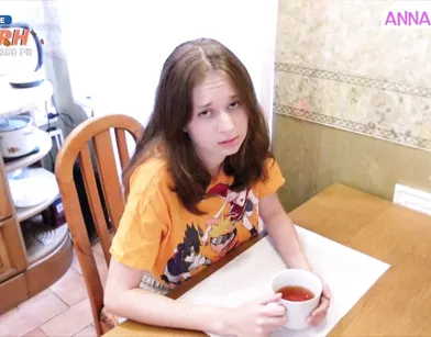 Случайно поцарапала машину и получила кремпай